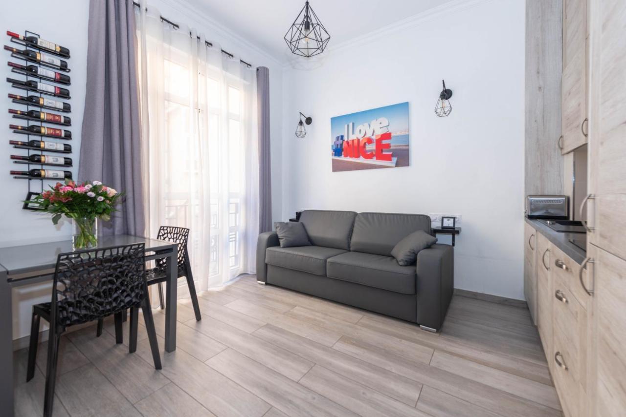 Nice Centre Flat - Modern, Quiet And Brand New Exterior foto